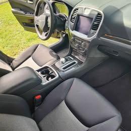 2022 Chrysler 300 Touring