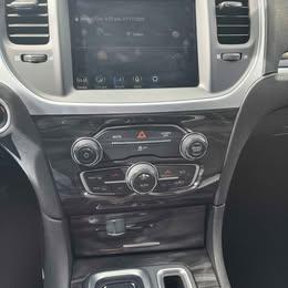 2022 Chrysler 300 Touring