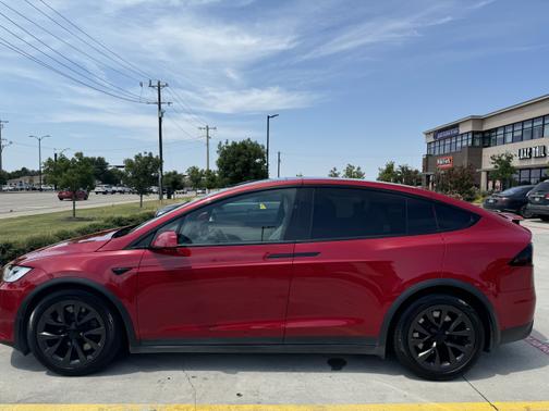 2023 Tesla Model X Base