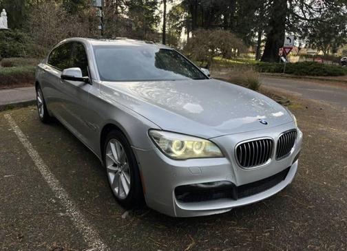 Silver 2013 BMW 750 Li