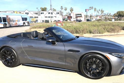 2023 Mercedes-Benz AMG SL 43 Base