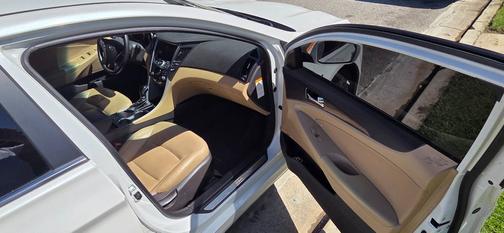 2013 Hyundai SONATA Hybrid Limited