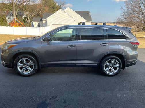 2016 Toyota Highlander Limited
