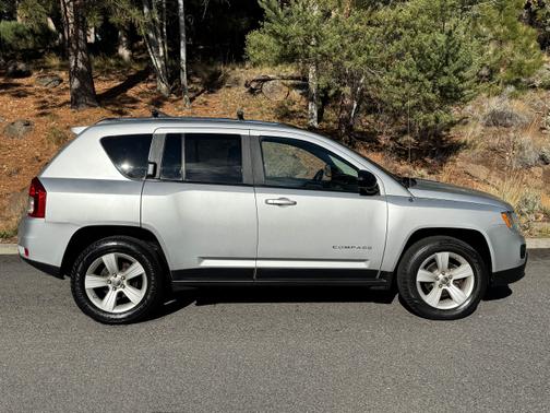 2011 Jeep Compass Sport