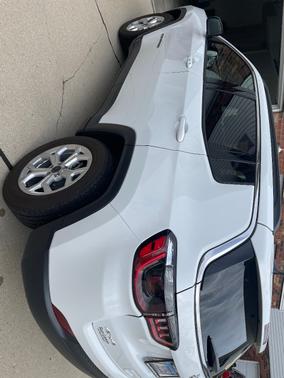 White 2025 Jeep Compass Latitude