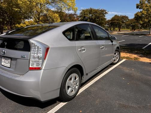 2010 Toyota Prius I