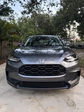 Gray 2023 Honda HR-V LX
