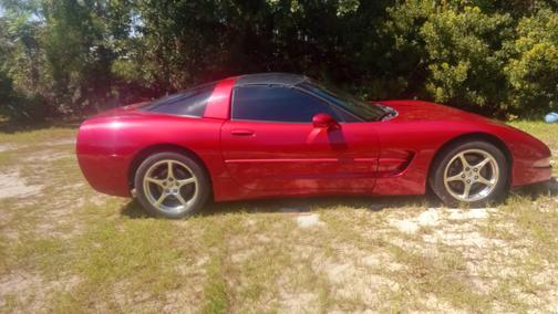 2000 Chevrolet Corvette Base