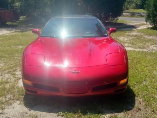 2000 Chevrolet Corvette Base