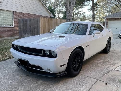 2013 Dodge Challenger SXT
