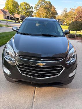 Gray 2017 Chevrolet Equinox 1LT