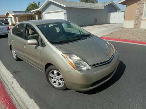Gold 2005 Toyota Prius Base