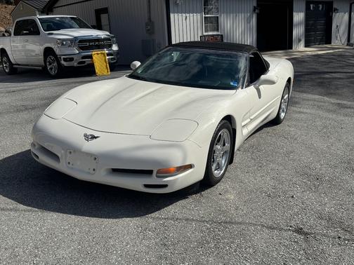 2003 Chevrolet Corvette Base
