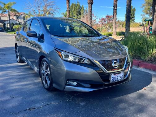 2020 Nissan Leaf SV