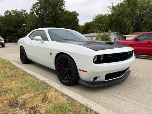 White 2020 Dodge Challenger R/T Scat Pack