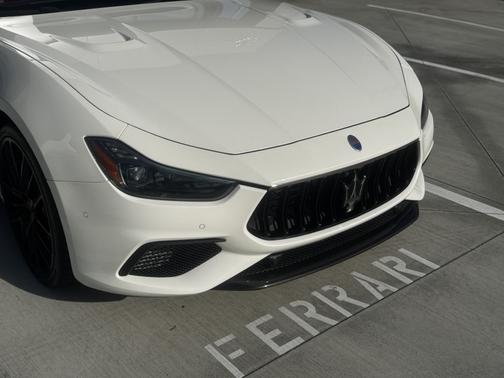 2021 Maserati Ghibli Trofeo