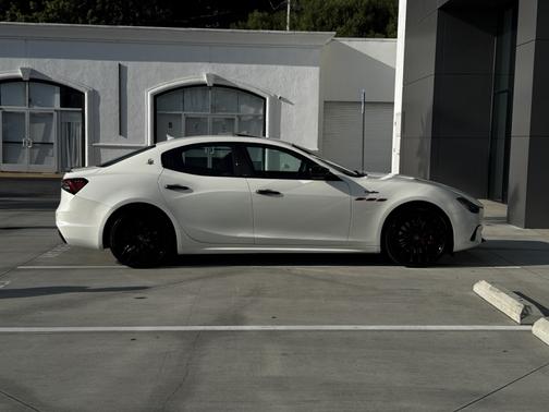 White 2021 Maserati Ghibli Trofeo