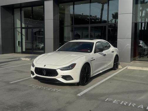 2021 Maserati Ghibli Trofeo