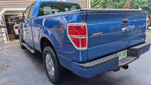 Blue 2014 Ford F-150 STX