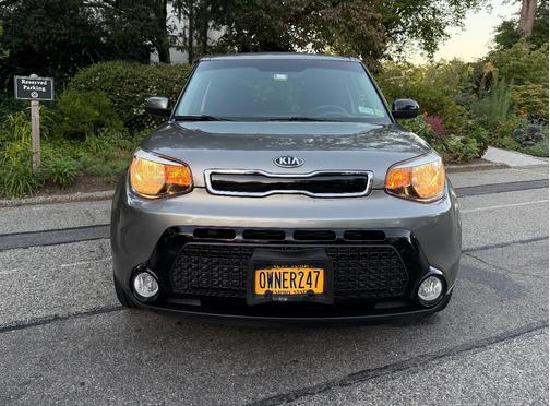 Silver 2016 Kia Soul +