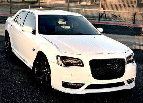 2019 Chrysler 300 S
