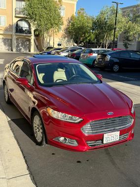 2013 Ford Fusion Hybrid SE Hybrid