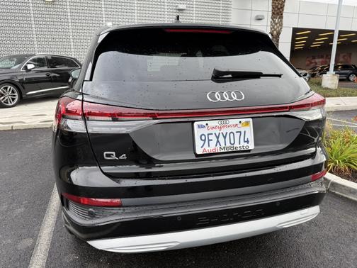 2023 Audi Q4 e-tron 40 Premium Plus