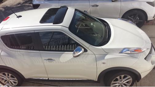 White 2011 Nissan Juke SL