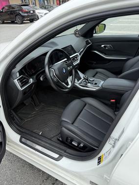 2019 BMW 330 i xDrive