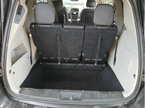 2012 Chrysler Town & Country Touring