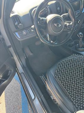 2017 MINI Countryman Cooper