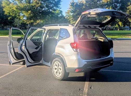 White 2021 Subaru Forester Base