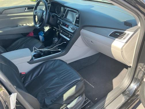 Black 2018 Hyundai SONATA SEL