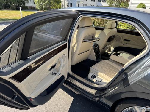 2015 Bentley Flying Spur V8