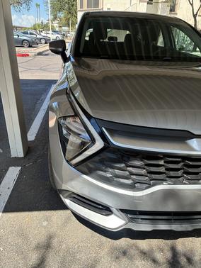 Gray 2023 Kia Sportage LX