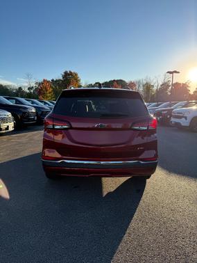 Red 2023 Chevrolet Equinox RS