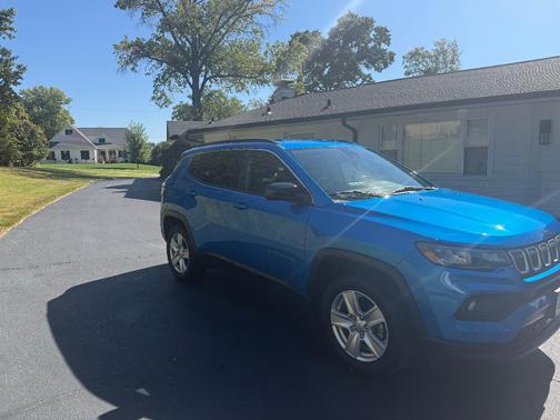 Blue 2022 Jeep Compass Latitude