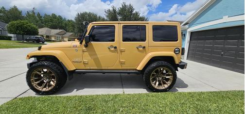 2014 Jeep Wrangler Unlimited Sahara