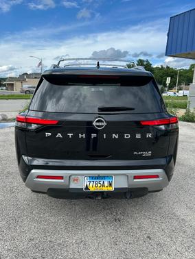 Black 2023 Nissan Pathfinder Platinum