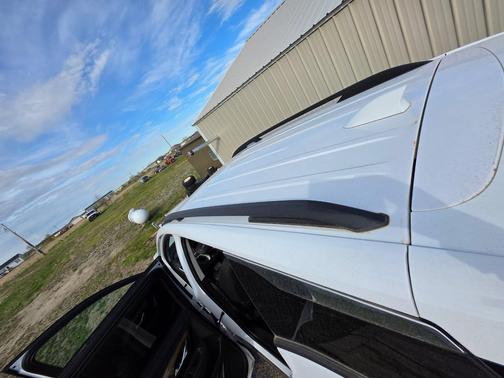 White 2018 GMC Terrain SLE