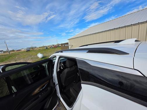 White 2018 GMC Terrain SLE