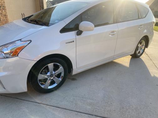 2012 Toyota Prius v Three
