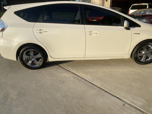 2012 Toyota Prius v Three