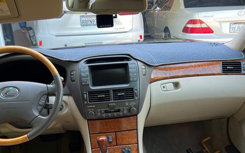 Black 2005 Lexus LS 430 Base