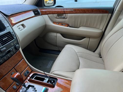 Black 2005 Lexus LS 430 Base