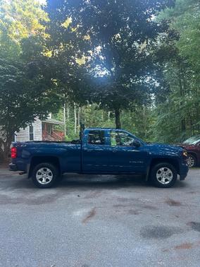 Blue 2018 Chevrolet Silverado 1500 2LT