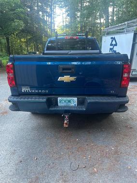 Blue 2018 Chevrolet Silverado 1500 2LT