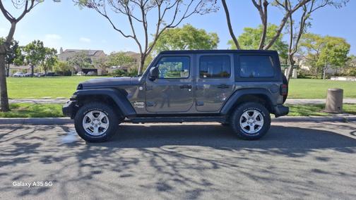 2020 Jeep Wrangler Unlimited Sport