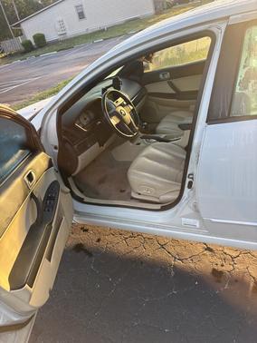 White 2005 Mitsubishi Galant GTS