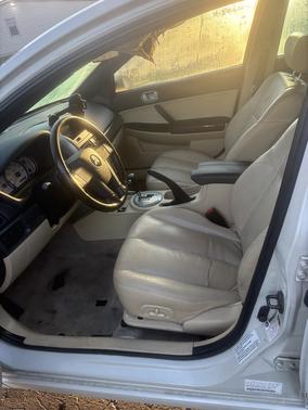 White 2005 Mitsubishi Galant GTS